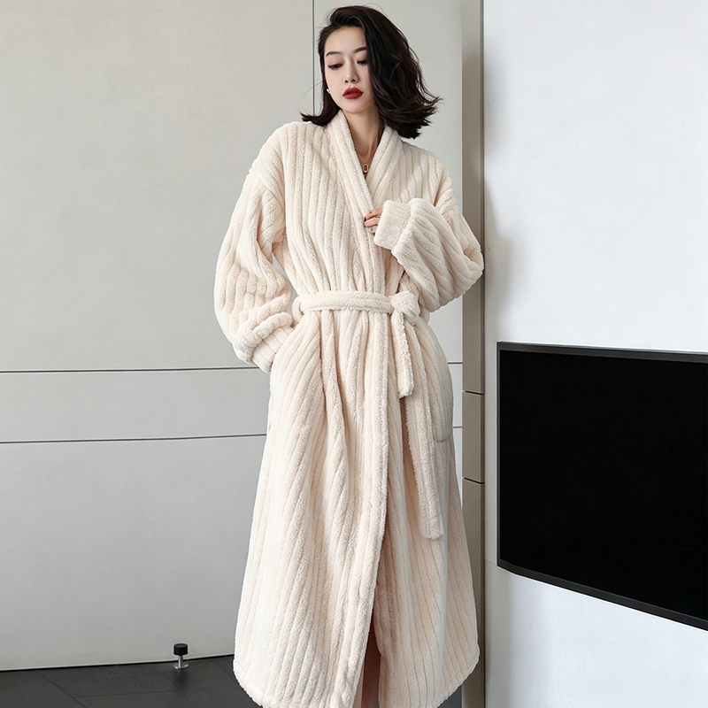 Solid Color Women's Nightgown for Autumn and Winter, Coral Fleece, Thickened Flannel, 2026 Long Bathrobe, Sleepwear, Loungewear