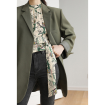 Lemon Chen Romantic Green Ensemble style retro palace cuff printed lace sleeve head real silk shirt