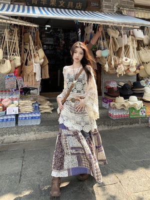 Spring/Summer 2026 New Bohemian knitted sweater and skirt set for seaside travel and photography in Yunnan and Xinjiang