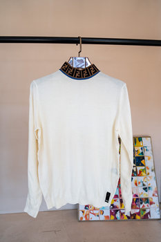 Knitted bottoming round neck warm and thin pure cashmere sweater Knitted bottoming round neck warm and thin pure cashmere sweater