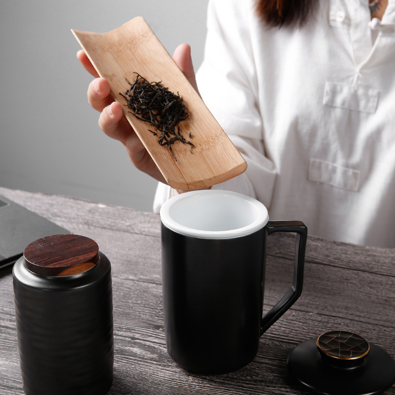 Mark cup of ceramic filter with cover glass tea cup personal kung fu tea cup master cup tea set
