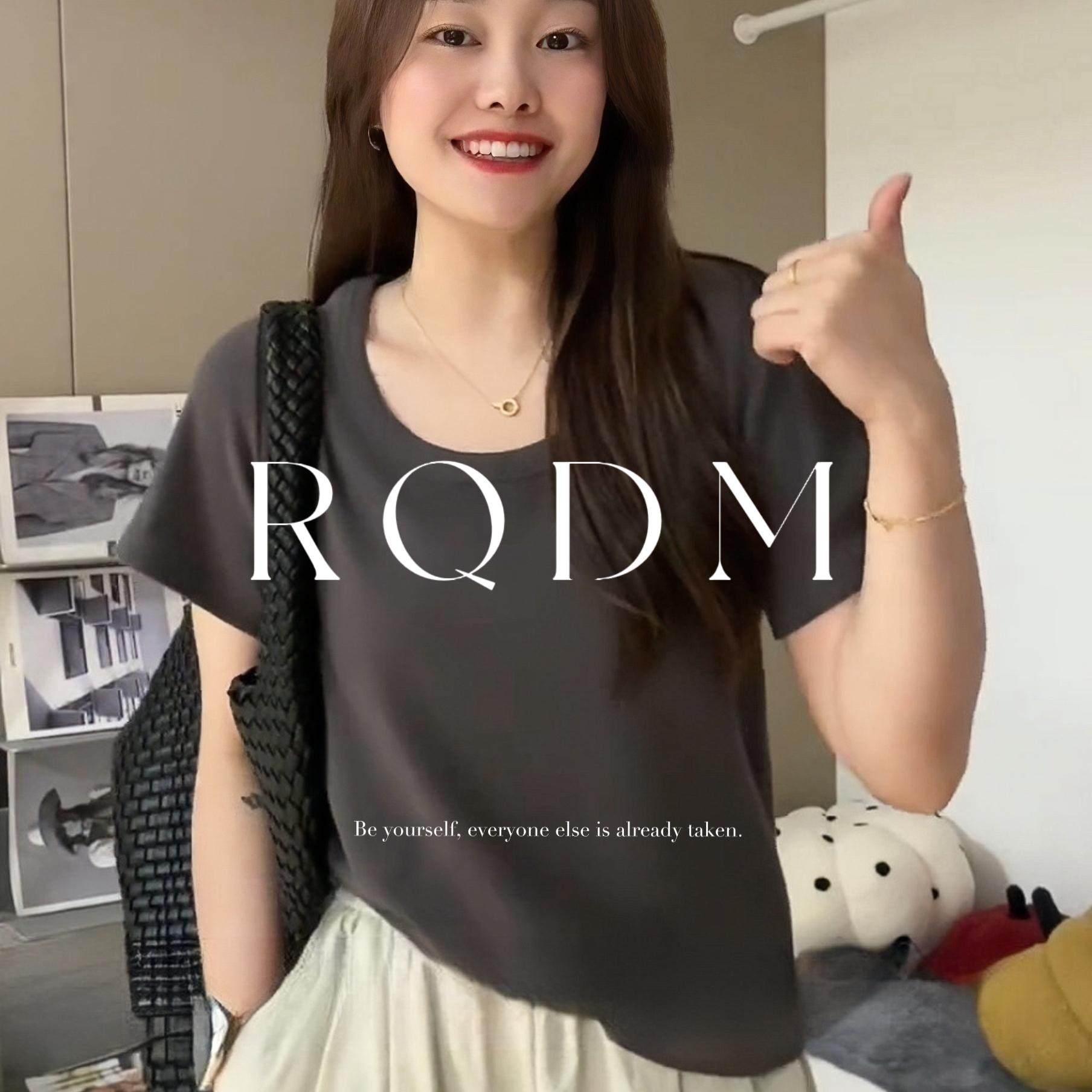 プラスサイズ レディース服 2026年夏新作 - リブ編みネックライン Uネック スリム効果 無地 ストレートショルダー 半袖Tシャツ トップス