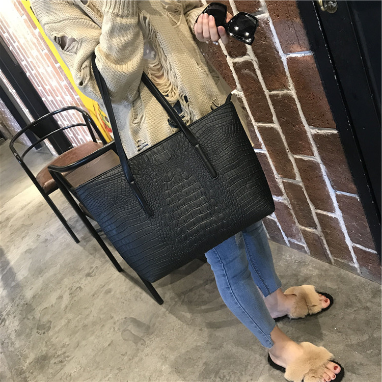 Túi xách nữ 2018 phiên bản Hàn Quốc mới của túi xách nữ công suất lớn thời trang túi tote hoang dã đơn giản túi đeo vai lớn túi đeo chéo nữ đi học