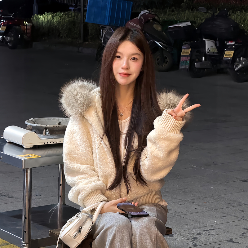 Lamb Wool Cotton Jacket for Women, Korean Style, 2026 Winter New Model, High-End Eco-Friendly Faux Fur, Plush Thickened Short Coat