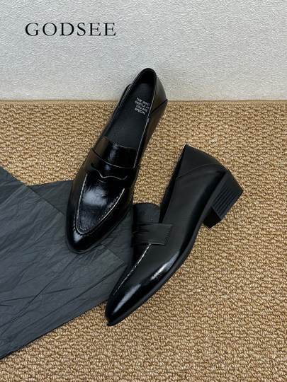 Godsee 4cm Pointed Toe Loafers for Women, Genuine Leather Retro Chunky Heel Small Leather Shoes, British Style Slip-On Low Heel Shoes