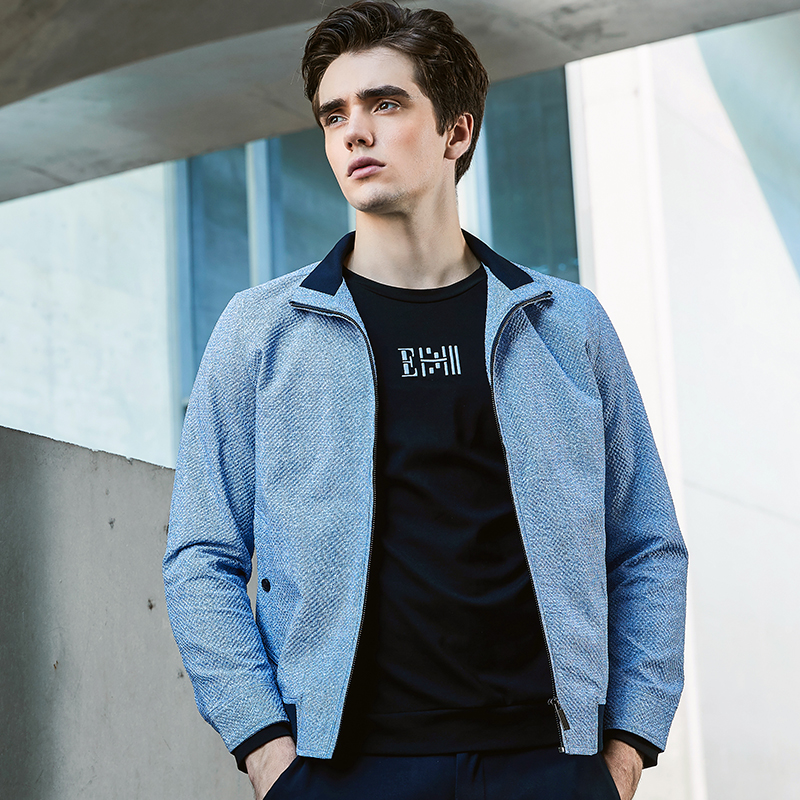 Apparel shooting men's clothing shooting models shooting models shooting male models to take pictures of Taobao models