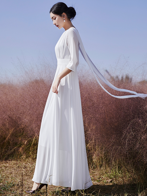 Travel Photography, Long Chiffon Dress with Long Sleeves, Vintage Style, Slightly Plump, Slimming, Elegant, Vacation, Dancing, Long Dress, Fairy-Like Travel Photography, Long Chiffon Dress with Long Sleeves, Vintage Style, Slightly Plump, Slimming, Elegant, Vacation, Dancing, Long Dress, Fairy-Like