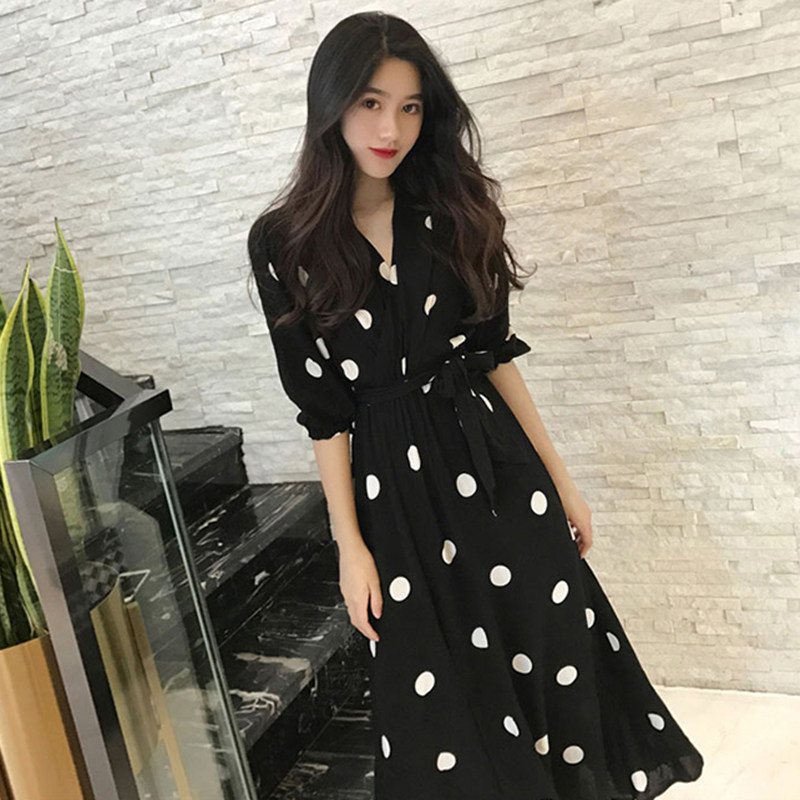 Hong Kong 2022 new Summer size Size Ocean Pie wave Half-time dress Dress Woman Fat Mm Display Slim Cover Snowspun Long Dress