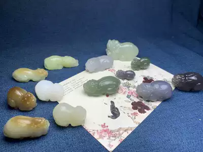 Xinjiang Hetian jade Pixiu pendant Sugar jade Jasper white jade duck egg green pendant Men's and women's jewelry year of life transfer