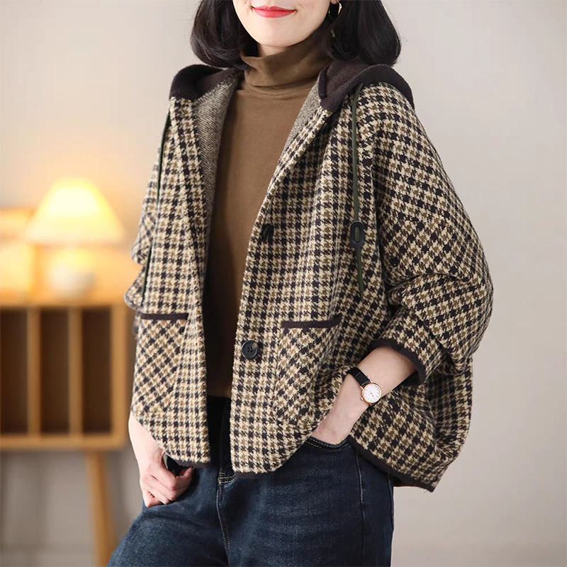 New Autumn and Winter Women's Age-Reducing Thickened Coat with Hood, Houndstooth Pattern, Loose and Stylish, Versatile Cardigan for Middle-Aged Mothers
