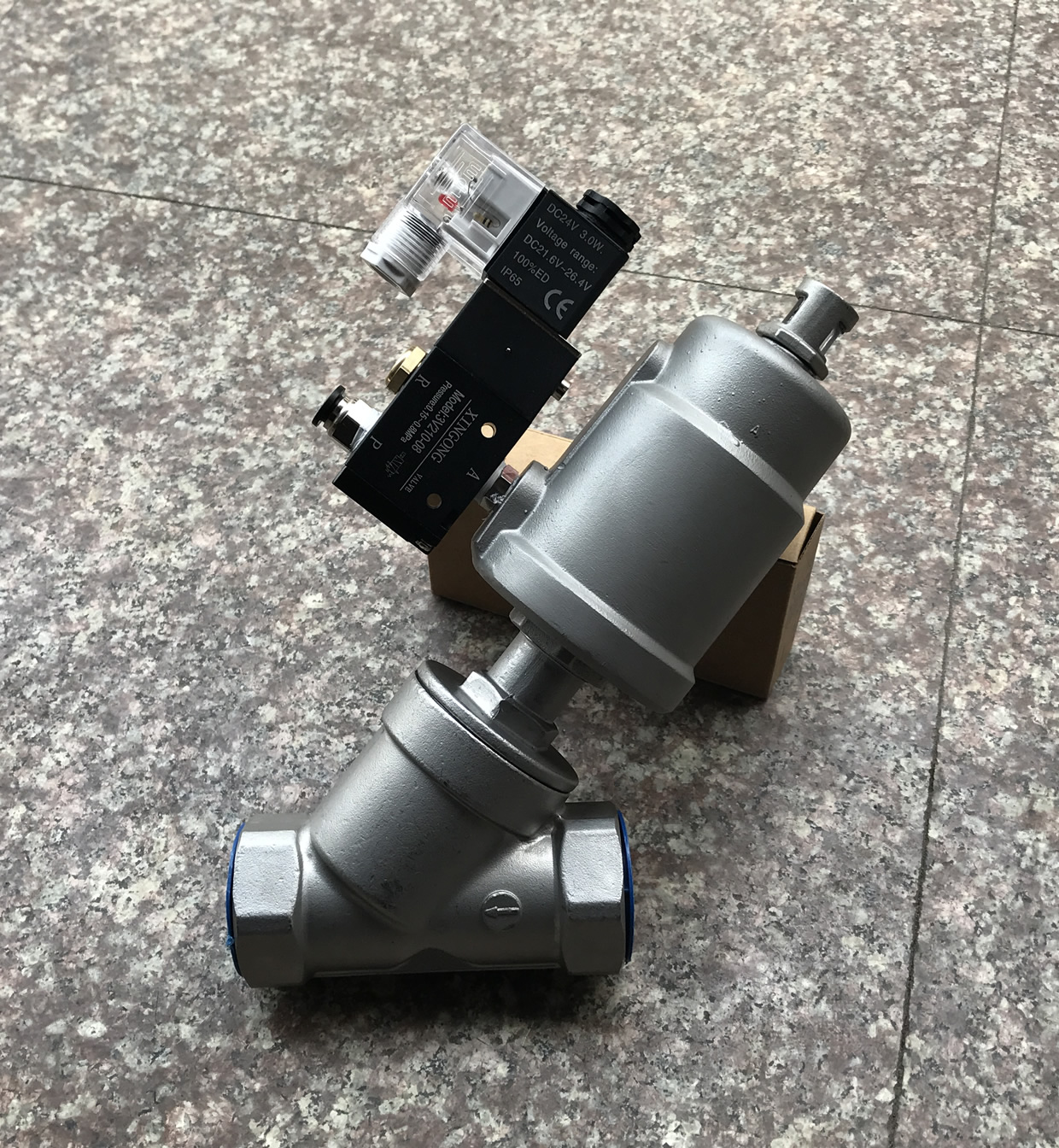 J615F fully stainless steel type pneumatic angle seat valve electromagnetic pneumatic angle valve air control cut off valve normally closed KFF