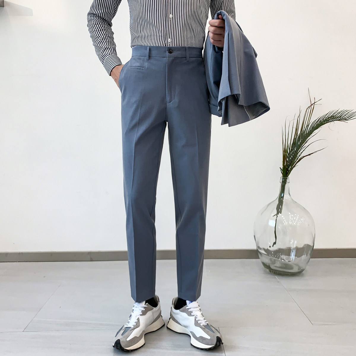 Korean casual trend men's small black trousers slim small feet young business suit British ironing pants