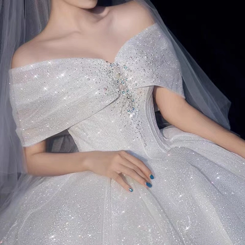 Одно -предполагаемое свадебное платье 2024 Новая главная пряжа невесты, небольшая текстура роскошная тяжелая работа, большой размер, французский хвост большого размера