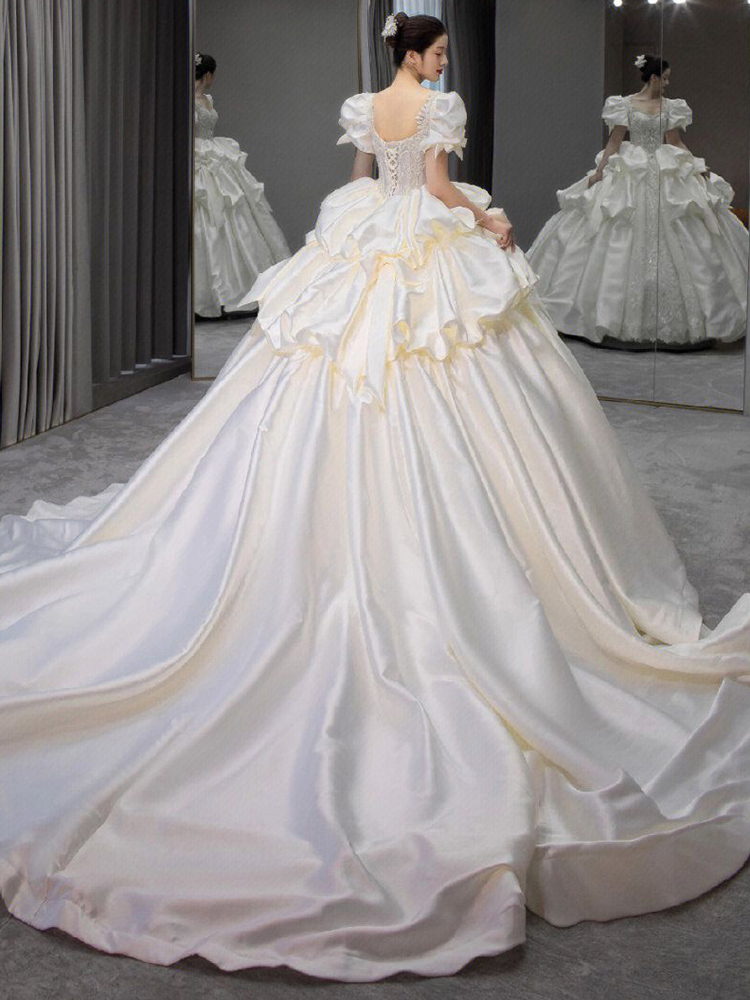  XXL 125-135 catties+Single -tail wedding dress does not contain accessories   + $15.71 