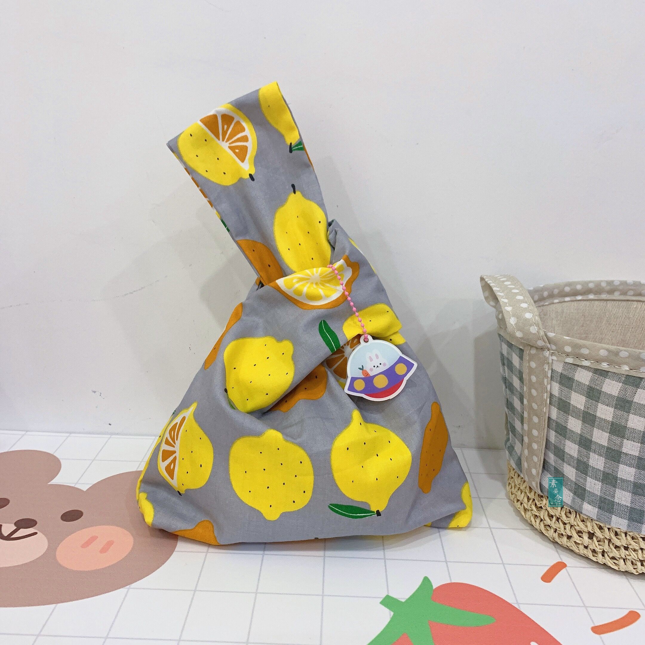 Grey Lemon2020 new pattern tide mobile phone Bag lovely tearful Wrist bag portable Canvas bag take a walk Japan and Korea Cartoon coin purse
