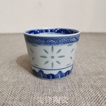 Jingdezhen Cultural Revolution Factory porcelain Guangming Porcelain Factory hand-painted blue and white exquisite tea cup master cup tea cup fidelity
