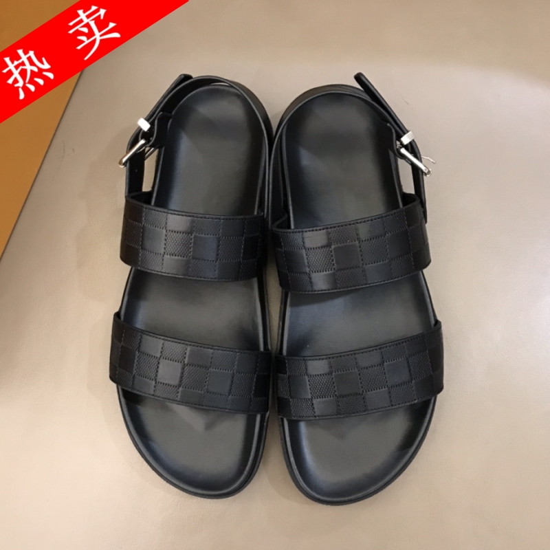 European Style Men's Sandals New Genuine Leather Soft Sole Light Luxury Casual Versatile Trendy Men's Driving Shoes Checkerboard Slippers