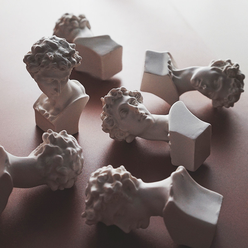 In fan resin mini statue room decoration piece to photography photography shooting background props