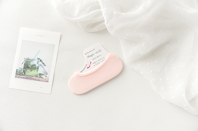 Mùa xuân và mùa hè 2018 tất nữ nữ mỏng phiên bản Hàn Quốc của vớ vô hình silicone chống trượt thấp để giúp vớ nữ vớ nông màu rắn - Vớ hàng tuần vớ hàng tuần
