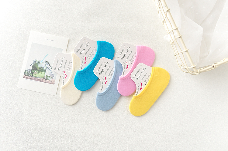 Mùa xuân và mùa hè 2018 tất nữ nữ mỏng phiên bản Hàn Quốc của vớ vô hình silicone chống trượt thấp để giúp vớ nữ vớ nông màu rắn - Vớ hàng tuần vớ hàng tuần