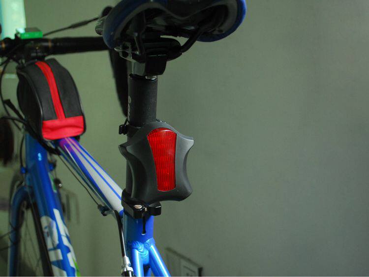 Lumière vélo - Ref 2399855 Image 27