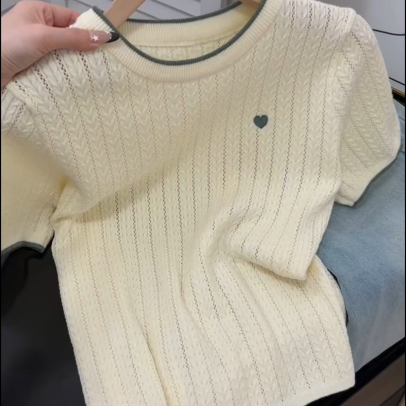 Embroidered Small Heart Knitted Short-Sleeve T-Shirt for Women, 2026 Summer New Design, Color-Blocking Round Neck Short Top ins