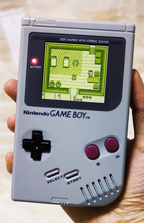 Customized Gameboy Gb Thick Console with Ips High-Brightness Screen, Adjustable Brightness, 36-Color Background Color Switching