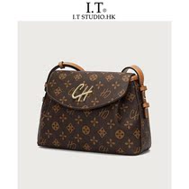  Hong Kong CH brand bag 2021 new fashion leather printing clamshell shoulder messenger womens bag small square bag