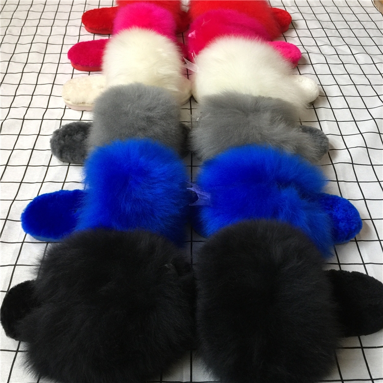 Sangpo Village Australian Lambskin All-In-One Spring, Autumn and Summer Home One-Word Furry Slippers Women's Wool Slippers Large Fur Balls Sangpo Village Australian Lambskin All-In-One Spring, Autumn and Summer Home One-Word Furry Slippers Women's Wool Slippers Large Fur Balls