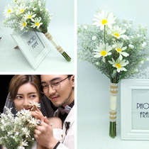 Korean-style holding Flower Wedding Bride wedding wedding simulation flower photo studio wedding photography props travel shooting location Forest Department