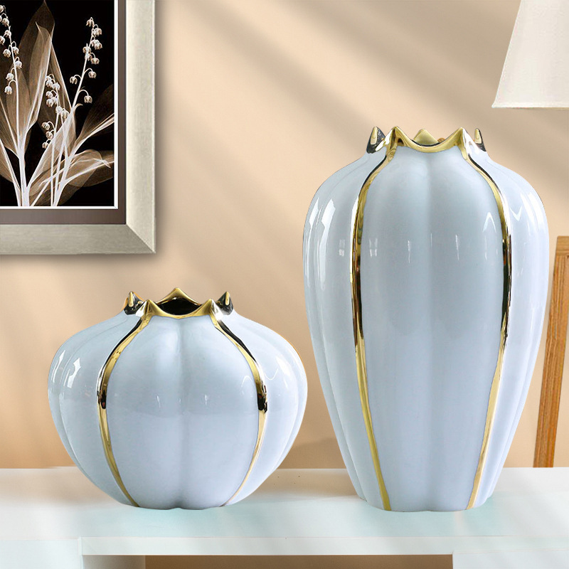 Northern wind gold - plated mesa pumpkin shape ceramic vase ins creative light wind key-2 luxury flower flower implement act the role ofing is tasted furnishing articles