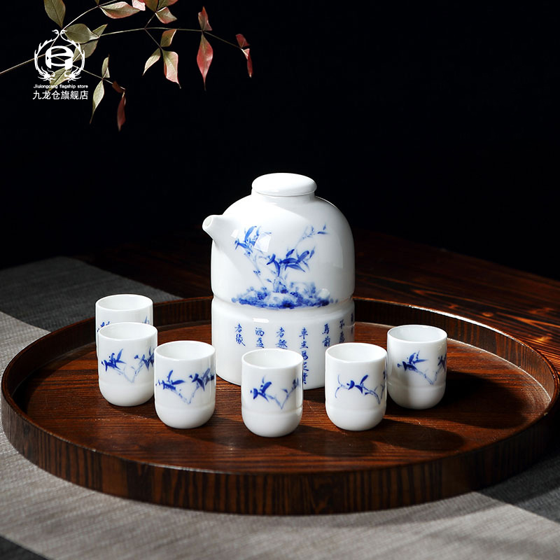 DH jingdezhen ceramic blue and white porcelain Japanese household wine liquor wine suit household hand - made glass archaize points