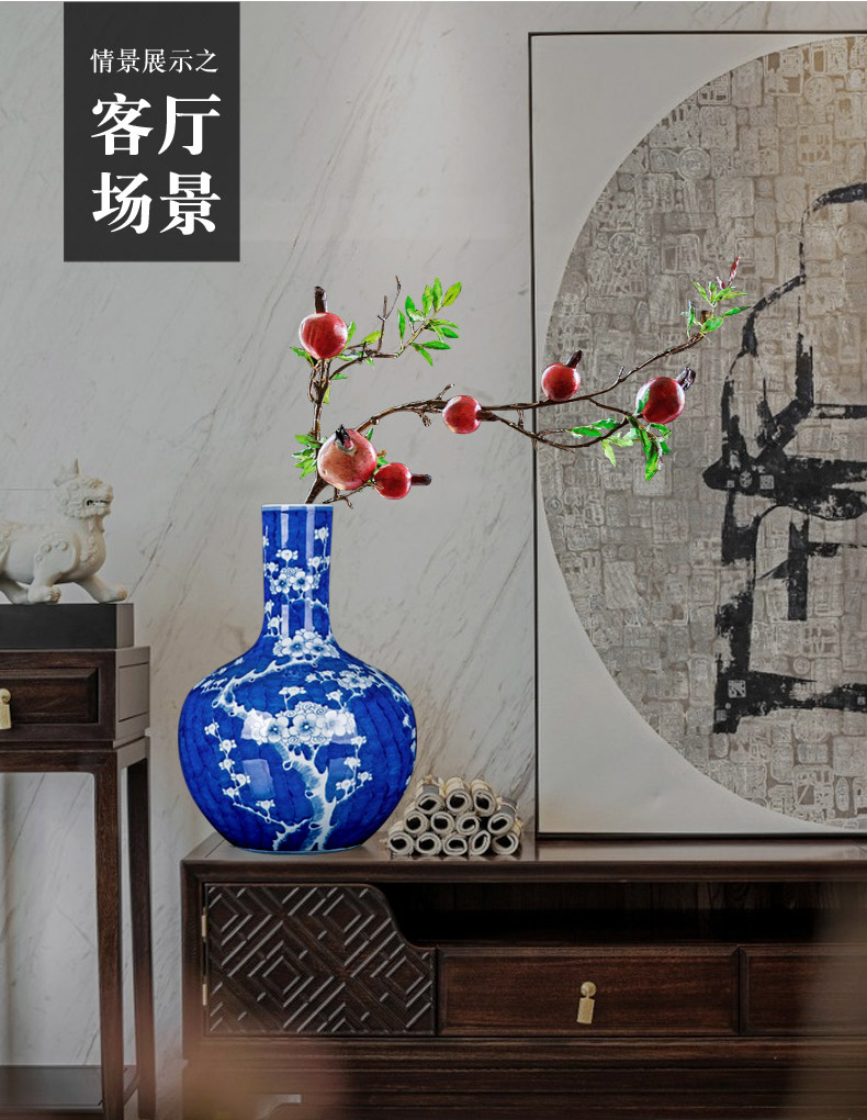 Jingdezhen ceramic vase furnishing articles sitting room hand - made tree furnishing articles household act the role ofing is tasted Chinese blue and white porcelain is arranging flowers