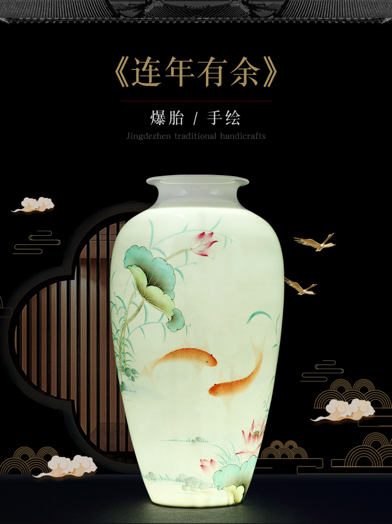 Jingdezhen vase and exquisite porcelain hand - made flowers and birds in successive years more vases, furnishing articles