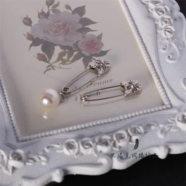 Phong cách đơn giản mini pin sợi cardigan khăn choàng khóa lụa khăn khóa nhỏ trâm cài cổ chống ánh sáng pin nhỏ trâm cài áo pnj