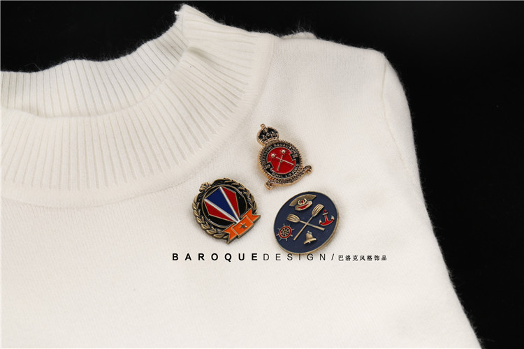 Mới Hàn Quốc trâm màu sơn khiên huy hiệu retro Anh gió pin thủy triều mũ huy hiệu áo khóa trang trí cài áo vest
