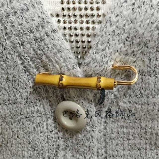 Tre trâm cá tính handmade tre trâm nam và nữ gỗ cotton khăn choàng khóa áo len trang trí phụ kiện pin lớn - Trâm cài ghim cài áo ngọc trai