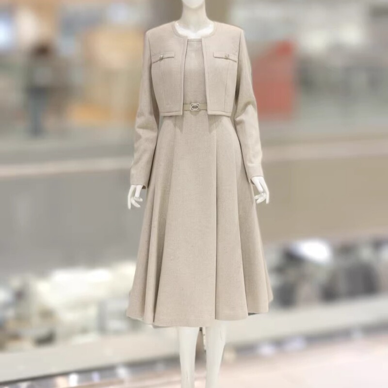 25 Winter Export Korean Original Women's Wool Two-Piece Set Short Outerwear Sleeveless High-Waisted Flared Dress Set