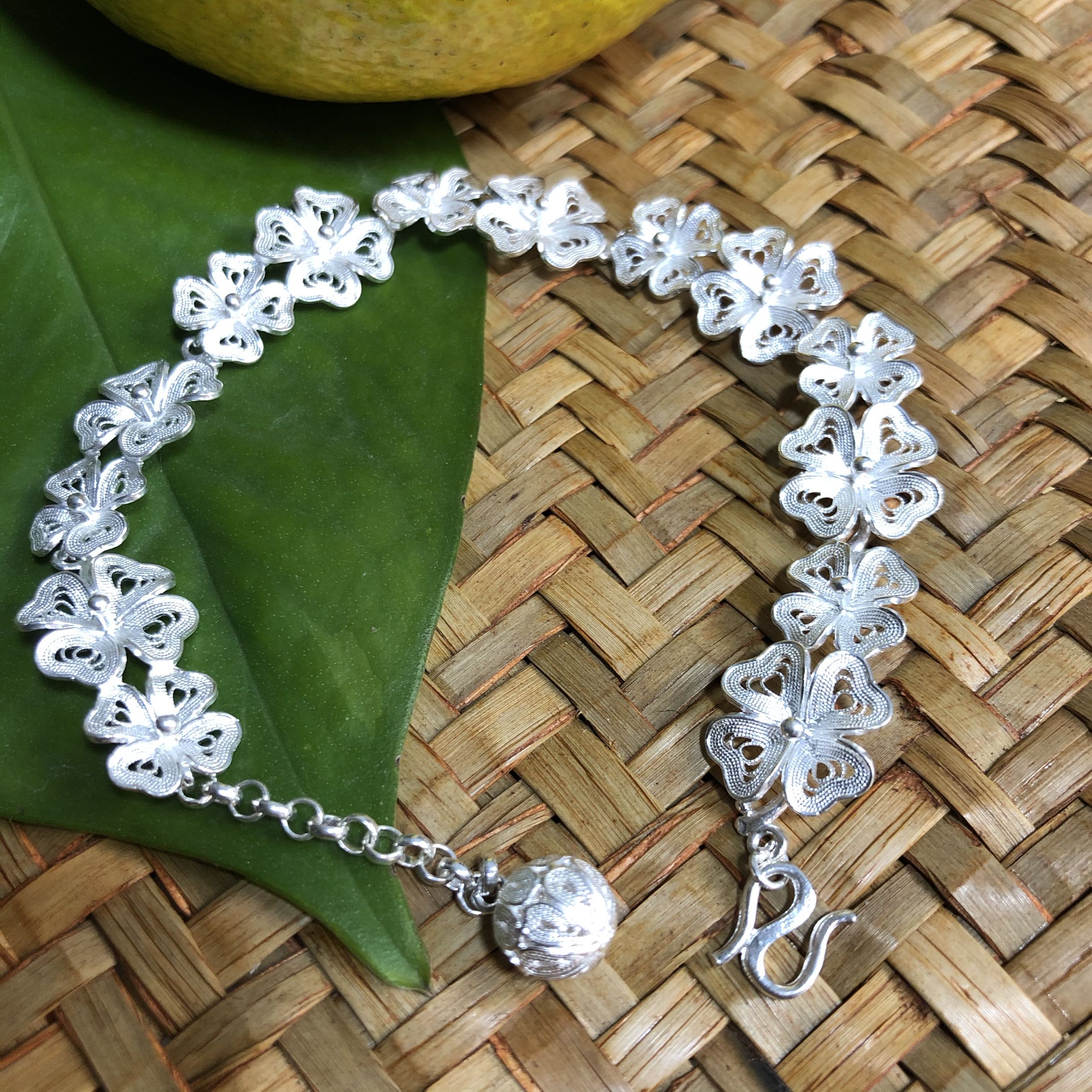 Lucky Clover Hand Charm Pure Silver 999