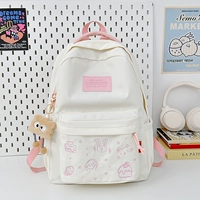 Светло -розовый пояс, висящий украшение