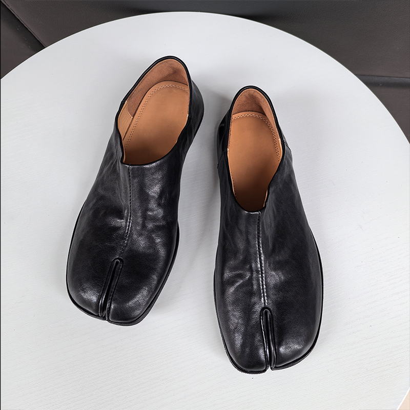 2026 Early Spring Single Shoes, Split-Toe Shoes, Genuine Leather Retro Pig's Trotters Shoes, Italian Imported Washed Horse Leather Loafers, Two-Way Wear