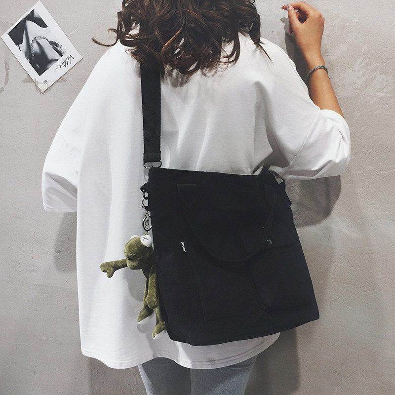 Canvas Big Bag Girl Bag New 2021 Students class pure Thronette Handbag Bag Single Shoulder Diagonal Satchel Wave