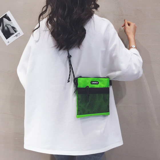 ins潮情侣斜挎小包包女夏网格信封包简约手机包小挎包休闲单肩包