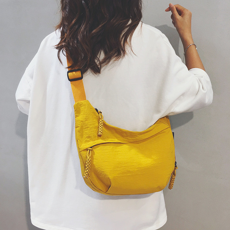 Linglan five-color simple and fashionable canvas cross-body dumpling bag