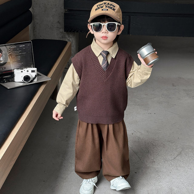 Boys' Spring Outfit Set, College-Style Sweater and Vest, Autumn 2026 New Korean-Style Stylish Shirt Three-Piece Set for Children