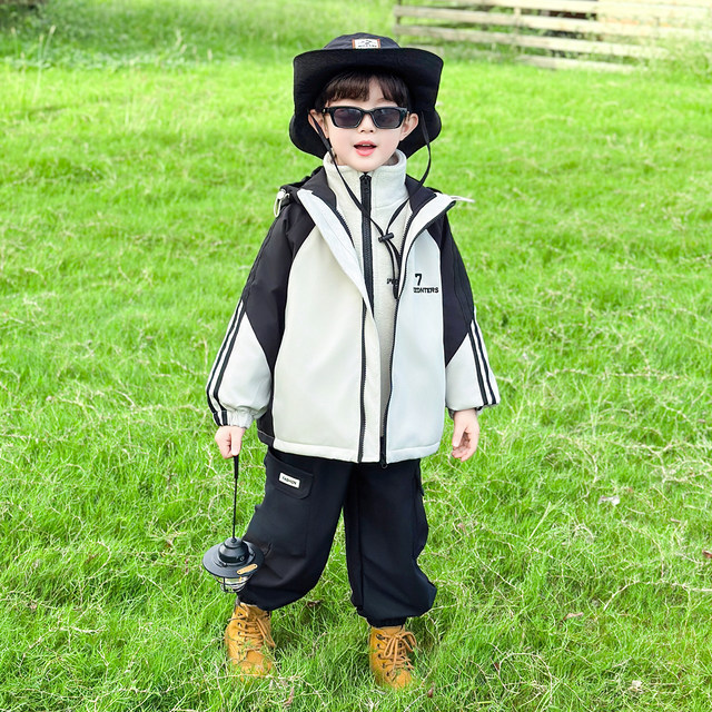 Boys' Three-In-One Detachable Autumn and Winter Jacket, Stylish and Cool, Fleece-Lined Winter Jacket, Children's Three-Proof Coat