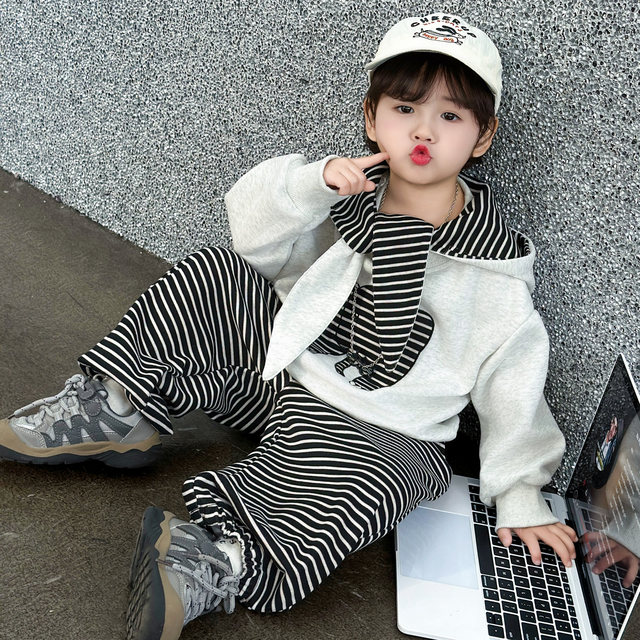 Boys' Spring Outfit Set 2026 New Stylish Baby Striped Pants Boys' Spring and Autumn Cool Sweatshirt Two-Piece Set