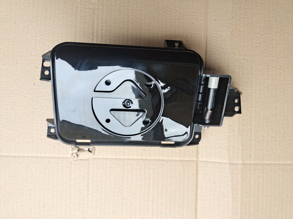 New energy electric car accessories Jiangzyi to Ev3 charging cap in the middle - grid fast charging cap