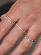 s925 Pure Silver Extremely Small Crushed Drills Full Drill Single Row Drilling Ring Ring Super Shiny 100 Hitch Foundation Minimalist Elegant Fold