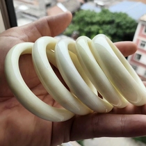 Natural blue field jade bracelet Shaanxi Xian specialty white jade bracelet Jianghua jade ginger flower bracelet warm jade color ring